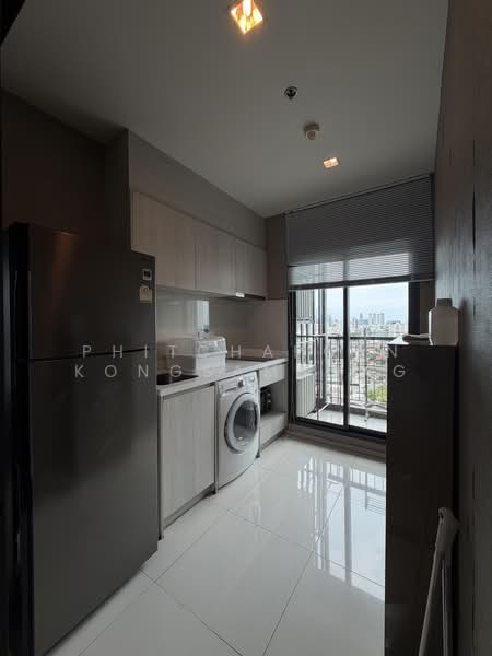 Life Sukhumvit 48, Bangkok, Soi Sukhumvit 48, Phra Kanong, Khlong Toei, Bangkok, 2 Bedrooms, 55 sqm, Condo For Rent, by Phitchaporn Kongsamrong, 500499859 - DDproperty.com