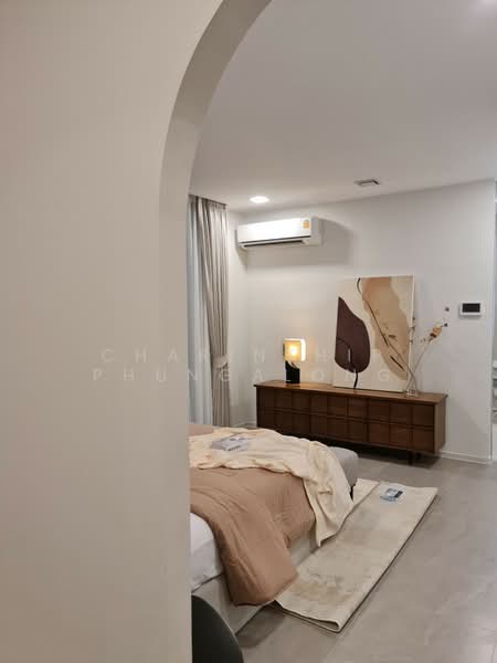 VIVE Krungthep Kreetha, Bangkok, Krungthep Kreetha Road, Saphan Sung, Bangkok, 4 Bedrooms, 421 sqm, Single Detached House For Rent, by Charinthip Phungalong, 500499864 - DDproperty.com