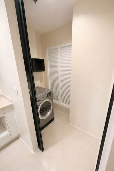 The Crest Phahonyothin 11, Bangkok, Soi Phaholyothin 11 Phaholyothin Road, Samsen Nai, Phaya Thai, Bangkok, 1 Bedroom, 44 sqm, Condo For Rent, by Rattanaporn Khamlit, 500499873 - DDproperty.com