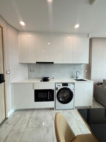 Copacabana Beach Jomtien, Chon Buri (Pattaya), Jomtien Sai Song Rd, Nong Pru, Bang Lamung (Pattaya), Chon Buri (Pattaya), 1 Bedroom, 35 sqm, Condo For Rent, by Avenue Real Estate, 500499906 - DDproperty.com