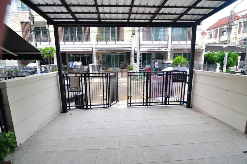 Baan Klang Muang Urbanion Kaset - Nawamin 2, Bangkok, Lat Pla Khao Road, Anusaowari, Bang Khen, Bangkok, 3 Bedrooms, 21 sqm, Townhouse For Rent, by Connex Property, 500499907 - DDproperty.com