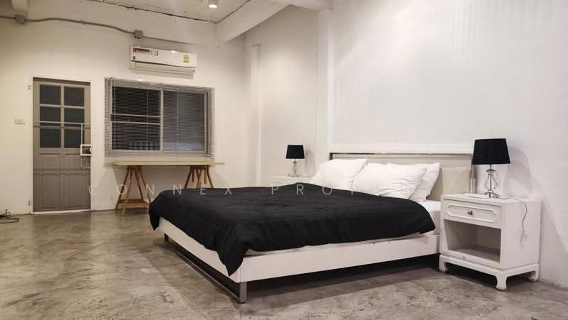 หมู่บ้าน 84 แมนชั่น : Baan 84 Mansion, กรุงเทพ, วังทองหลาง, กรุงเทพ, 250 ตร.ม., ทาวน์เฮ้าส์ ให้เช่า, โดย Connex Property, 500499917 - DDproperty.com