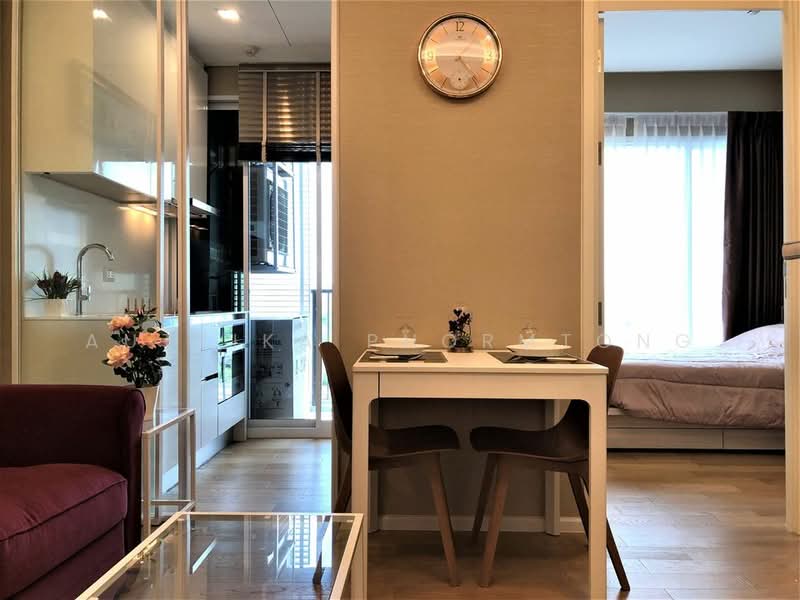 The Saint Residences Ladprao, Bangkok, 588 Vibhavadi-Rangsit Road, Jom Phon, Chatuchak, Bangkok, 1 Bedroom, 30 sqm, Condo For Rent, by Auttika Phormtong, 500499966 - DDproperty.com