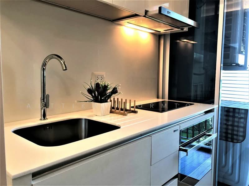 The Saint Residences Ladprao, Bangkok, 588 Vibhavadi-Rangsit Road, Jom Phon, Chatuchak, Bangkok, 1 Bedroom, 30 sqm, Condo For Rent, by Auttika Phormtong, 500499966 - DDproperty.com