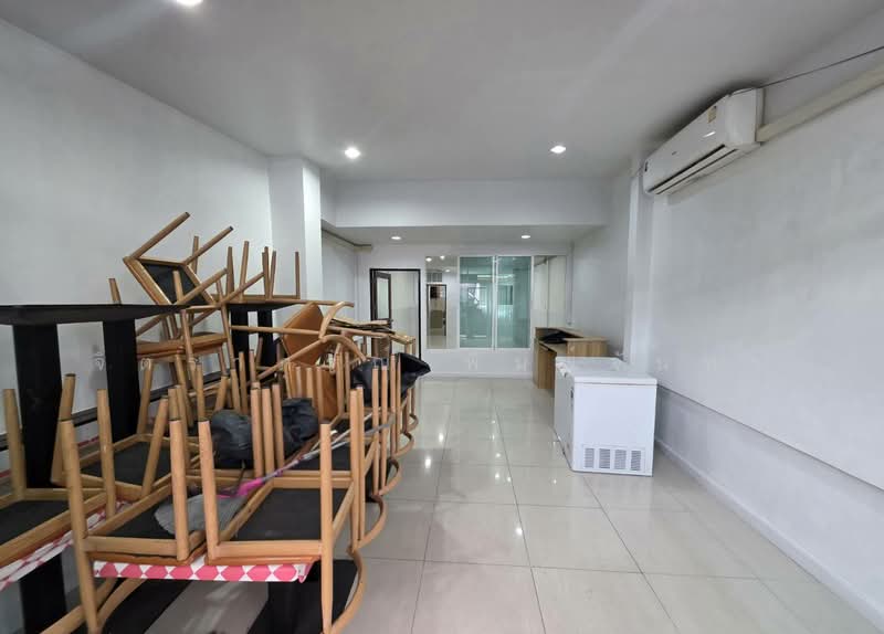 Huai Khwang, Bangkok, ประชาอุทิศ, Huai Khwang, Bangkok, , 150 sqm, Business For Rent, by จิตราภรณ์ พิมพ์จันทร์, 500499970 - DDproperty.com