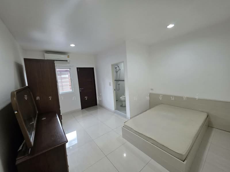 Huai Khwang, Bangkok, ประชาอุทิศ, Huai Khwang, Bangkok, , 150 sqm, Business For Rent, by จิตราภรณ์ พิมพ์จันทร์, 500499970 - DDproperty.com