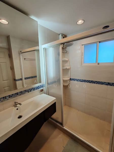 Life @ Ratchada-Huai Khwang, Bangkok, 189 Pracharatbamphen Road, Huai Khwang, Bangkok, 1 Bedroom, 30 sqm, Condo For Rent, by Auttika Phormtong, 500499990 - DDproperty.com