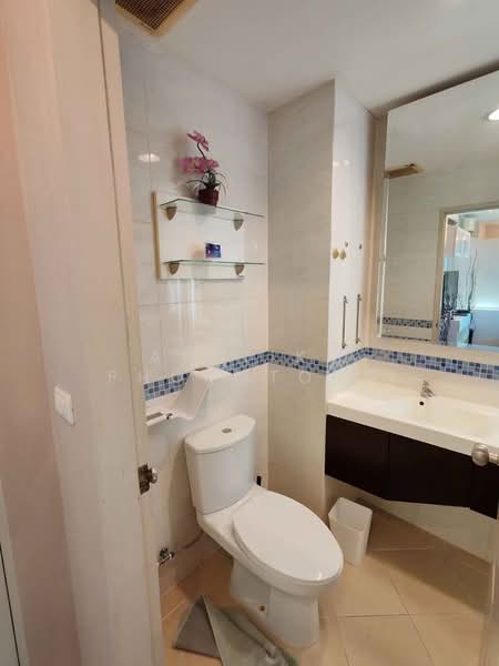 Life @ Ratchada-Huai Khwang, Bangkok, 189 Pracharatbamphen Road, Huai Khwang, Bangkok, 1 Bedroom, 30 sqm, Condo For Rent, by Auttika Phormtong, 500499990 - DDproperty.com