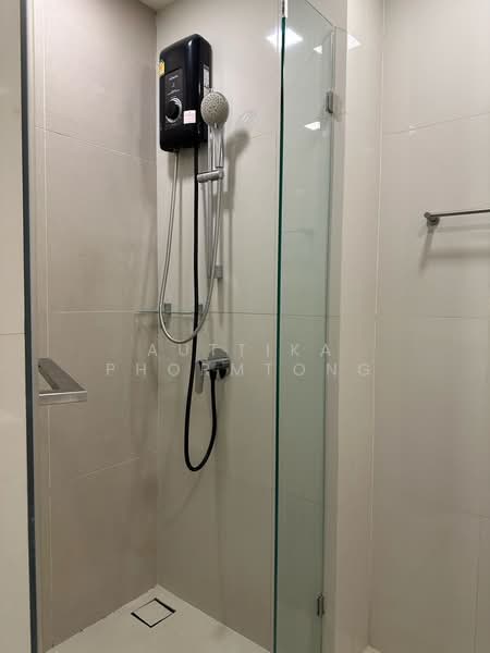 Centric Ratchayothin, Bangkok, 1656 Phahonyothin Rd, Lat Yao, Chatuchak, Bangkok, 1 Bedroom, 35 sqm, Condo For Rent, by Auttika Phormtong, 500500004 - DDproperty.com