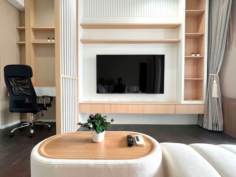 The Saint Residences Ladprao, Bangkok, 588 Vibhavadi-Rangsit Road, Jom Phon, Chatuchak, Bangkok, 2 Bedrooms, 64 sqm, Condo For Rent, by Auttika Phormtong, 500500009 - DDproperty.com