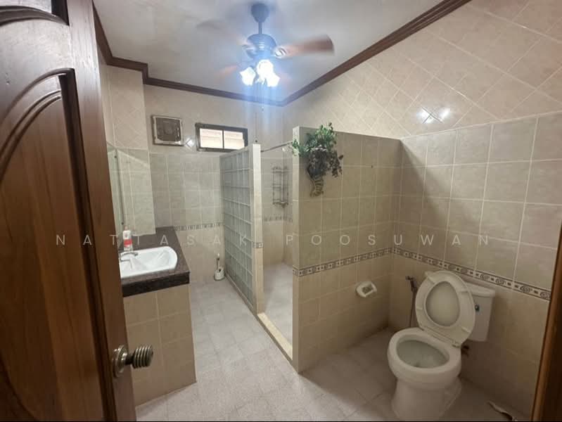 4-BR House, Chon Buri (Pattaya), Nong Pru, Bang Lamung (Pattaya), Chon Buri (Pattaya), 4 Bedrooms, 800 sqm, Single Detached House For Sale, by Nattasak Poosuwan, 500500081 - DDproperty.com