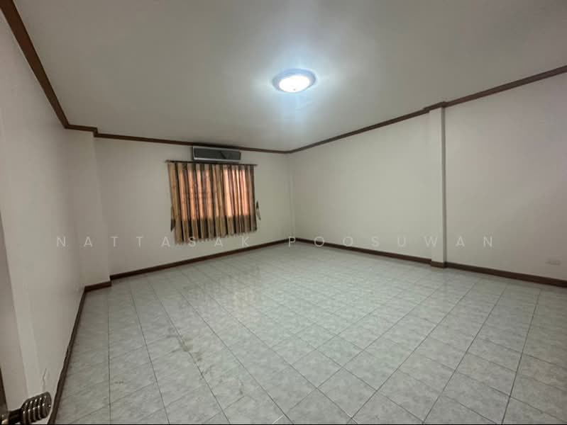 4-BR House, Chon Buri (Pattaya), Nong Pru, Bang Lamung (Pattaya), Chon Buri (Pattaya), 4 Bedrooms, 800 sqm, Single Detached House For Sale, by Nattasak Poosuwan, 500500081 - DDproperty.com