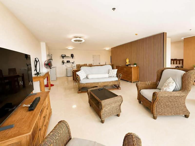 View Talay 5, Chon Buri (Pattaya), Nong Pru, Bang Lamung (Pattaya), Chon Buri (Pattaya), 1 Bedroom, 101 sqm, Condo For Sale, by Nattasak Poosuwan, 500500104 - DDproperty.com