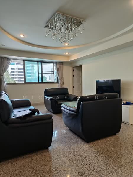 Royal Castle Sukhumvit, Bangkok, 30 Soi Sukhumvit 39, Khlongtoei Nua, Watthana, Bangkok, 3 Bedrooms, 160 sqm, Condo For Rent, by Michael Huo, 500500136 - DDproperty.com
