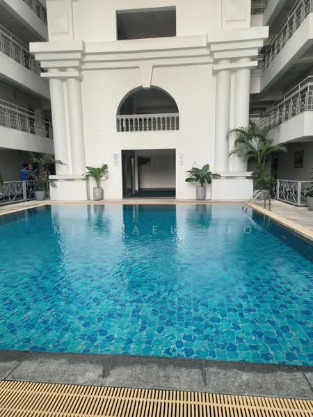 Royal Castle Sukhumvit, Bangkok, 30 Soi Sukhumvit 39, Khlongtoei Nua, Watthana, Bangkok, 3 Bedrooms, 160 sqm, Condo For Rent, by Michael Huo, 500500136 - DDproperty.com