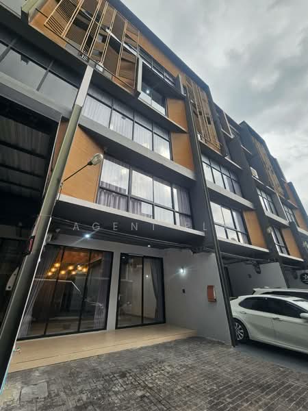 Premium Home Office ขนาดใหญ่ ซอย อ่อนนุช30 สุขุมวิท77 (SPSP668), กรุงเทพ, อ่อนนุช30, สวนหลวง, กรุงเทพ, 380 ตร.ม., ตึกแถว-อาคารพาณิชย์ ให้เช่า, โดย Agent Pla, 500500153 - DDproperty.com