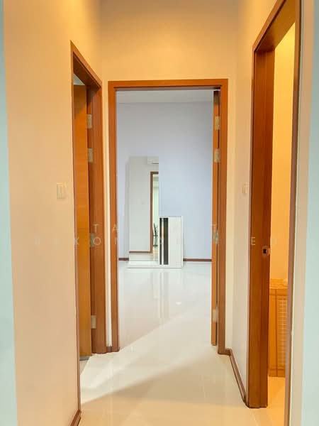 Villa Sathorn, Bangkok, 5 KrungThonBuri Road, Khlong Ton Sai, Khlong San, Bangkok, 1 Bedroom, 55 sqm, Condo For Rent, by Tanapat Sakonsontised, 500500173 - DDproperty.com