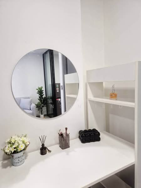 Maroon Ratchada 32, Bangkok, Chan Kasem, Chatuchak, Bangkok, 1 Bedroom, 27 sqm, Condo For Rent, by Tanapat Sakonsontised, 500500177 - DDproperty.com