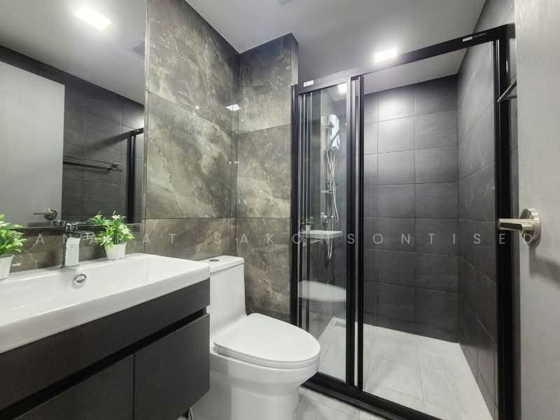 Maroon Ratchada 32, Bangkok, Chan Kasem, Chatuchak, Bangkok, 1 Bedroom, 27 sqm, Condo For Rent, by Tanapat Sakonsontised, 500500177 - DDproperty.com