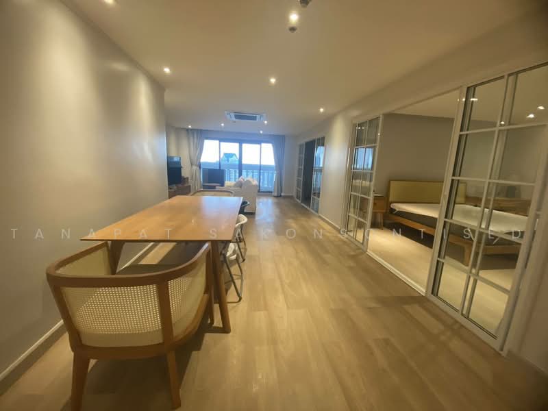 State Tower, Bangkok, 1055 Silom Road, Silom, Bang Rak, Bangkok, 2 Bedrooms, 111 sqm, Condo For Rent, by Tanapat Sakonsontised, 500500299 - DDproperty.com