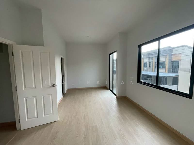 S Gate Town Ratchaphruek-345, Nonthaburi, Road 345, Lam Pho, Bang Bua Thong, Nonthaburi, 3 Bedrooms, 111 sqm, Townhouse For Sale, by ERA Thailand, 500500416 - DDproperty.com