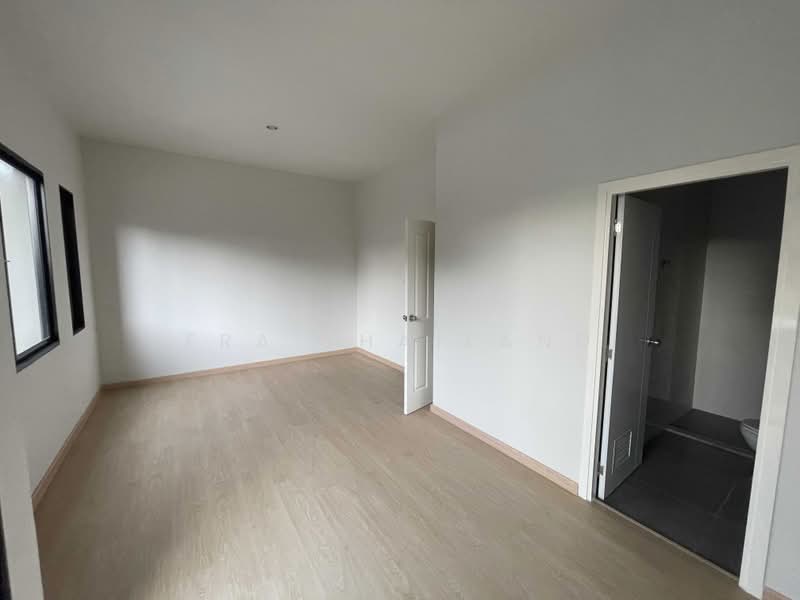 S Gate Town Ratchaphruek-345, Nonthaburi, Road 345, Lam Pho, Bang Bua Thong, Nonthaburi, 3 Bedrooms, 111 sqm, Townhouse For Sale, by ERA Thailand, 500500416 - DDproperty.com