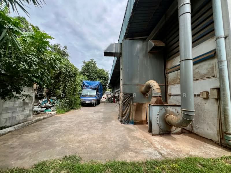 โกดังพร้อมที่ดินเกาะจันทร์ ชลบุรี, Chon Buri (Pattaya), Tha Bunmi, Ko Chan, Chon Buri (Pattaya), 2 Bedrooms, 200 sqm, Single Detached House For Sale, by The Best Property ตุ๊กตา, 500500484 - DDproperty.com