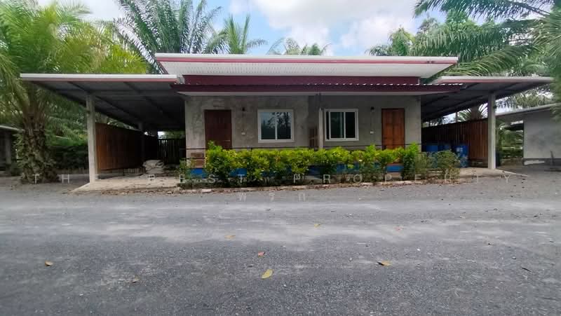 ที่ดินพร้อมสิ่งปลูกสร้าง นาเคียน นครศรีธรรมราช, Nakhon Si Thammarat, Na Khian, Muang Nakhon Sri Thammarat, Nakhon Si Thammarat, , 5,264 sqm, Land For Sale, by The Best Property พริก, 500500506 - DDproperty.com