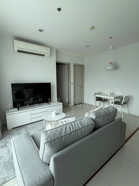 Rhythm Sukhumvit 36-38, Bangkok, 55 Soi Sukhumvit 36, Sukhumvit Road, Phra Kanong, Khlong Toei, Bangkok, 1 Bedroom, 42 sqm, Condo For Rent, by Thanachot Khantigamongun, 500500520 - DDproperty.com