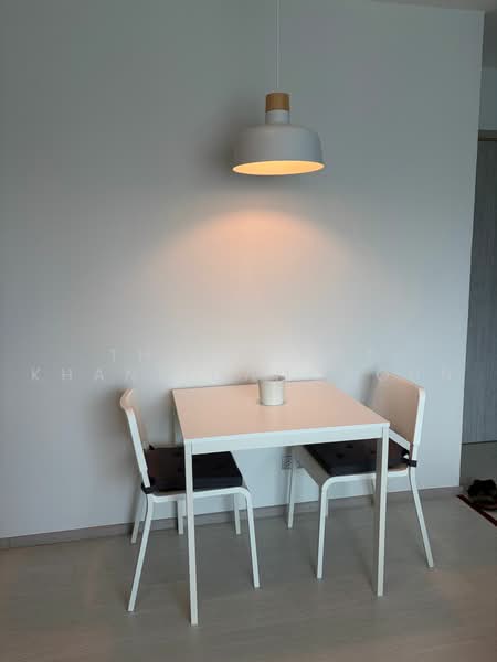 Rhythm Sukhumvit 36-38, Bangkok, 55 Soi Sukhumvit 36, Sukhumvit Road, Phra Kanong, Khlong Toei, Bangkok, 1 Bedroom, 42 sqm, Condo For Rent, by Thanachot Khantigamongun, 500500520 - DDproperty.com