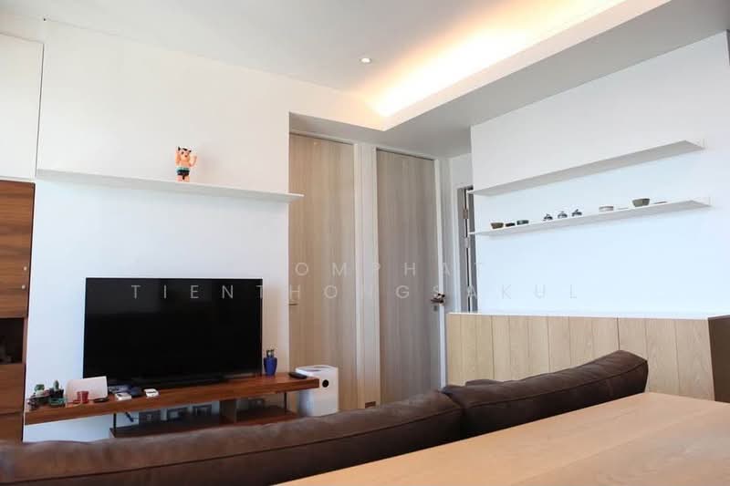 The Lumpini 24, Bangkok, Sukhumvit 24 Road, Khong Tan, Khlong Toei, Bangkok, 2 Bedrooms, 54 sqm, Condo For Sale, by Poomphat Tienthongsakul, 500500523 - DDproperty.com