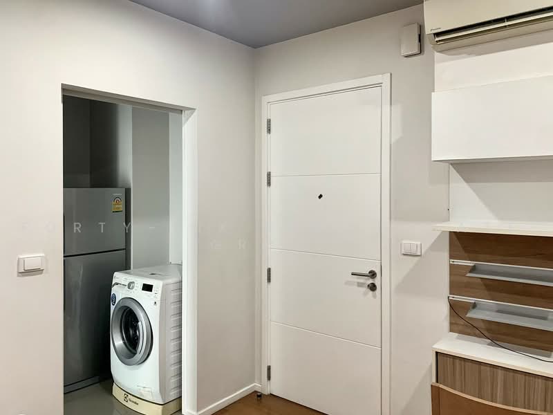 Blocs 77, Bangkok, 291 On Nut Rd, Phra Kanong Nua, Watthana, Bangkok, 1 Bedroom, 31 sqm, Condo For Sale, by Forty-Six Real Estate Group, 500500529 - DDproperty.com