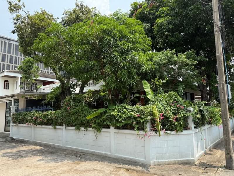 undefined, Bangkok, Samsen Nai, Phaya Thai, Bangkok, 4 Bedrooms, 325 sqm, Single Detached House For Sale, by Poomphat Tienthongsakul, 500500541 - DDproperty.com