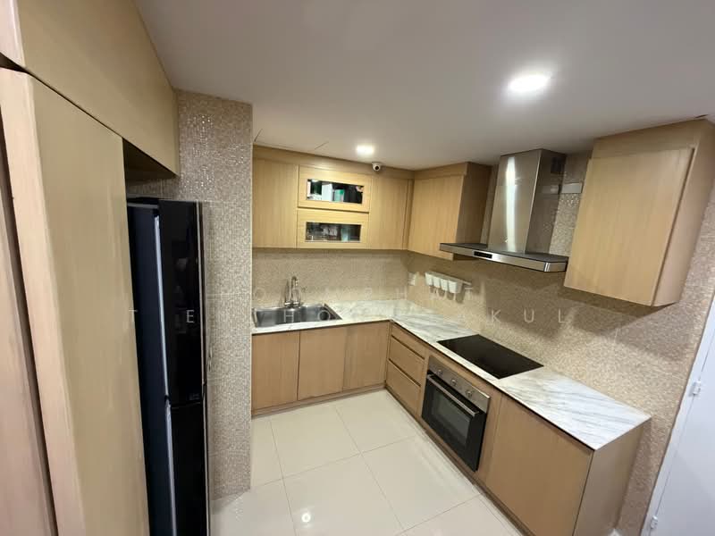 President Park Sukhumvit 24, Bangkok, 99 Sukhumvit 24 Alley, Khlongtoei Nua, Watthana, Bangkok, 3 Bedrooms, 223 sqm, Condo For Sale, by Poomphat Tienthongsakul, 500500542 - DDproperty.com