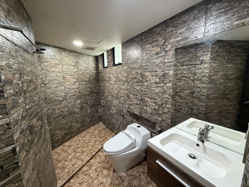 President Park Sukhumvit 24, Bangkok, 99 Sukhumvit 24 Alley, Khlongtoei Nua, Watthana, Bangkok, 3 Bedrooms, 223 sqm, Condo For Sale, by Poomphat Tienthongsakul, 500500542 - DDproperty.com