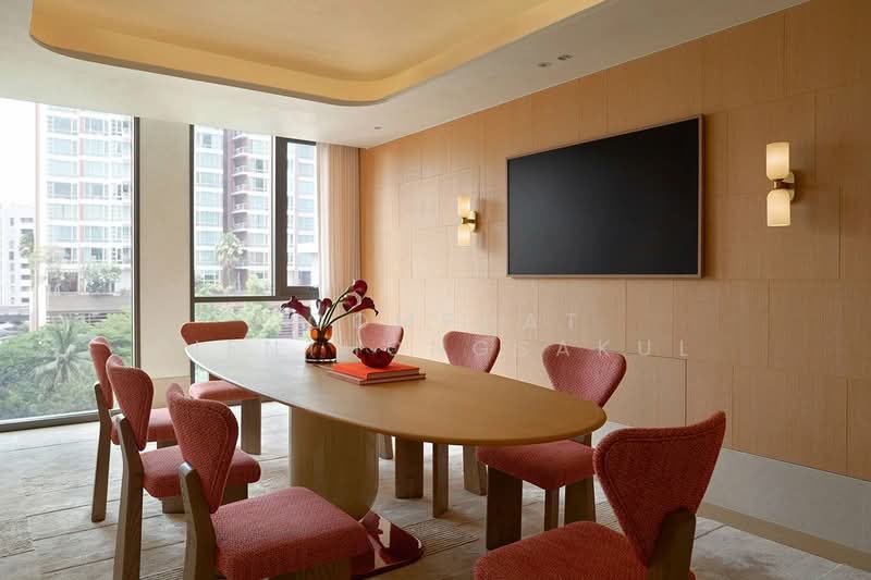 Via 61, Bangkok, Khlong Tan Nua, Watthana, Bangkok, 1 Bedroom, 56 sqm, Condo For Sale, by Poomphat Tienthongsakul, 500500558 - DDproperty.com