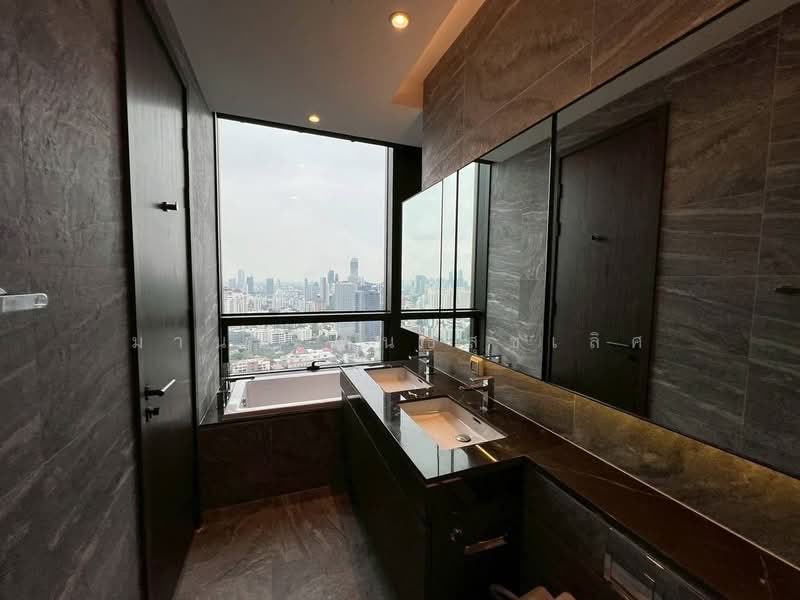 The Esse Sukhumvit 36, Bangkok, Soi Sukhumvit 36, Sukhumvit Road, Phra Kanong, Khlong Toei, Bangkok, 1 Bedroom, 85 sqm, Condo For Rent, by มานพ พันธ์สุขเลิศ, 500500574 - DDproperty.com