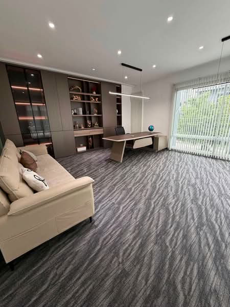 B-Square Rama 9 - Mengjai, Bangkok, Soi Sahakanpramoon, Wang Thonglang, Bangkok, 4 Bedrooms, 500 sqm, Townhouse For Rent, by กฤตวรรณ ทะลอมคำ, 500500579 - DDproperty.com
