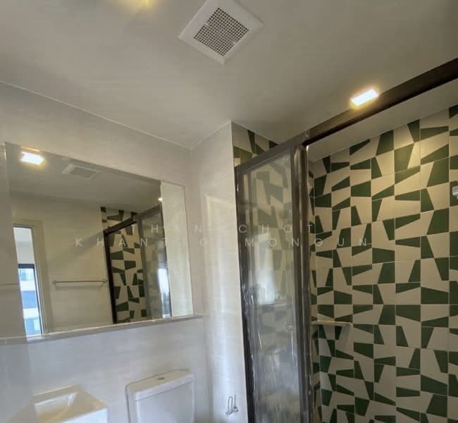 The Base Sukhumvit 50, Bangkok, Soi Roem Charoen 1, Sukhumvit 50 Road, Phra Kanong, Khlong Toei, Bangkok, 1 Bedroom, 42 sqm, Condo For Rent, by Thanachot Khantigamongun, 500500594 - DDproperty.com