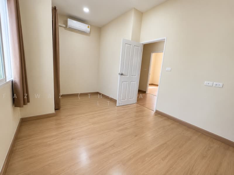 Golden Town 2 Bangkhae, Bangkok, Kanchanaphisek Road, Lak Song, Bang Khae, Bangkok, 4 Bedrooms, 103 sqm, Townhouse For Sale, by Fazwaz (Thailand) Co., Ltd., 500500615 - DDproperty.com
