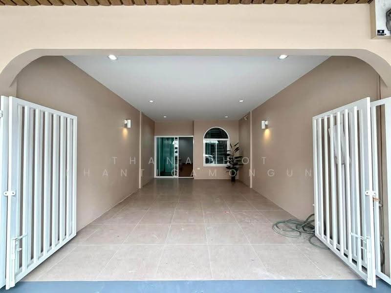 undefined, กรุงเทพ, ลาดพร้าว, กรุงเทพ, 204 ตร.ม., บ้านเดี่ยว ขาย, โดย Thanachot Khantigamongun, 500500647 - DDproperty.com