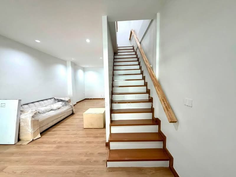 undefined, Bangkok, Lat Phrao, Bangkok, 3 Bedrooms, 204 sqm, Single Detached House For Sale, by Thanachot Khantigamongun, 500500647 - DDproperty.com