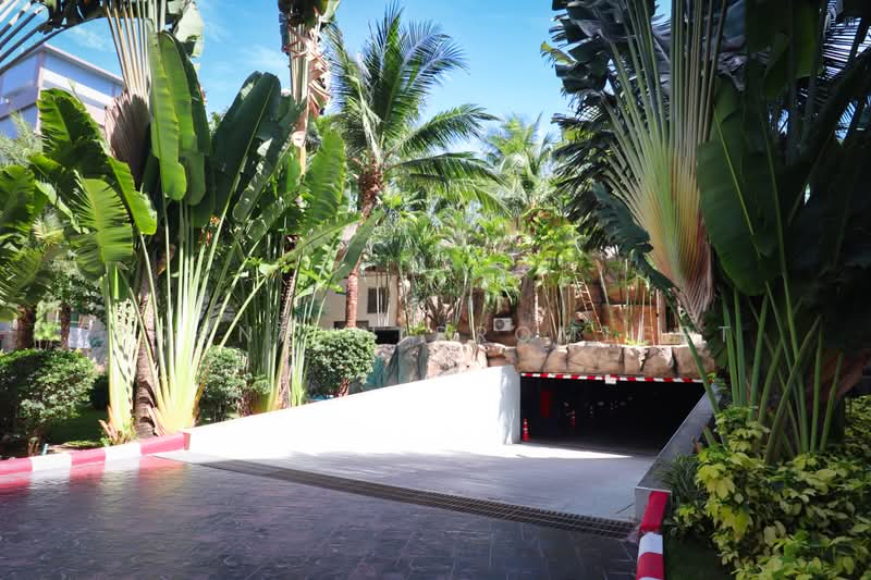 Laguna Beach Resort 3-The Maldives, Chon Buri (Pattaya), Soi Jomtien 9, Bang Lamung, Bang Lamung (Pattaya), Chon Buri (Pattaya), Studio, 25 sqm, Condo For Sale, by Pornpun Promlert, 500500648 - DDproperty.com