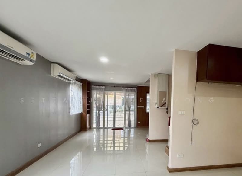 undefined, Bangkok, Saen Sab, Min Buri, Bangkok, 4 Bedrooms, 325 sqm, Single Detached House For Sale, by Settawut Leenavong, 500500652 - DDproperty.com