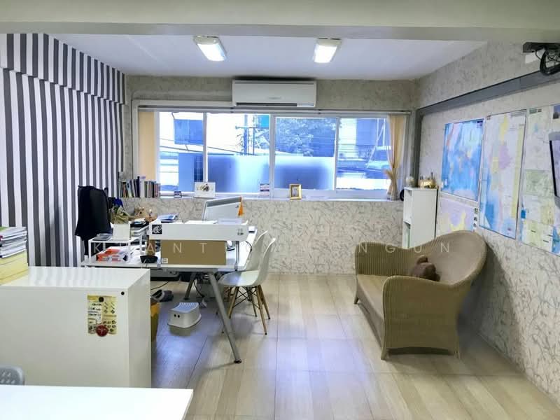4-BR Townhouse, Bangkok, Chom Thong, Bangkok, 4 Bedrooms, 64 sqm, Townhouse For Sale, by Thanachot Khantigamongun, 500500654 - DDproperty.com