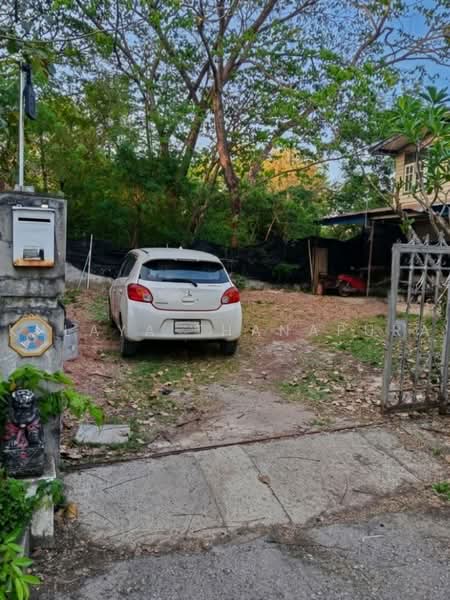 2-Story House, Soi Banchong Uthit, Ban Chan, Udon Thani : บ้าน 2 ชั้น ต.บ้านจั่น เทืองอุดรธานี, Udon Thani, ซ.บรรจงอุทิศ, Ban Chun, Muang Udon Thani, Udon Thani, 3 Bedrooms, 140 sqm, Single Detached House For Sale, by Kulaya Thanapura, 500500677 - DDproperty.com