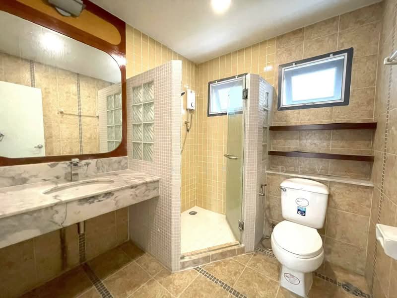 บ้านกรองทอง พัฒนาการ 32, Bangkok, Suan Luang, Bangkok, 3 Bedrooms, 250 sqm, Single Detached House For Rent, by Sunitra Sachdev, 500500690 - DDproperty.com