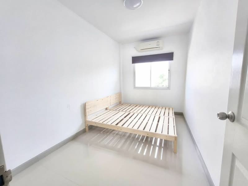 ให้เช่าทาวน์โฮม ม.พฤกษชาติ4 ซอยหมอย้อย ศรีราชา, Chon Buri (Pattaya), Surasak, Si Racha, Chon Buri (Pattaya), 3 Bedrooms, 85 sqm, Townhouse For Rent, by Dusit Saengfa, 500500699 - DDproperty.com