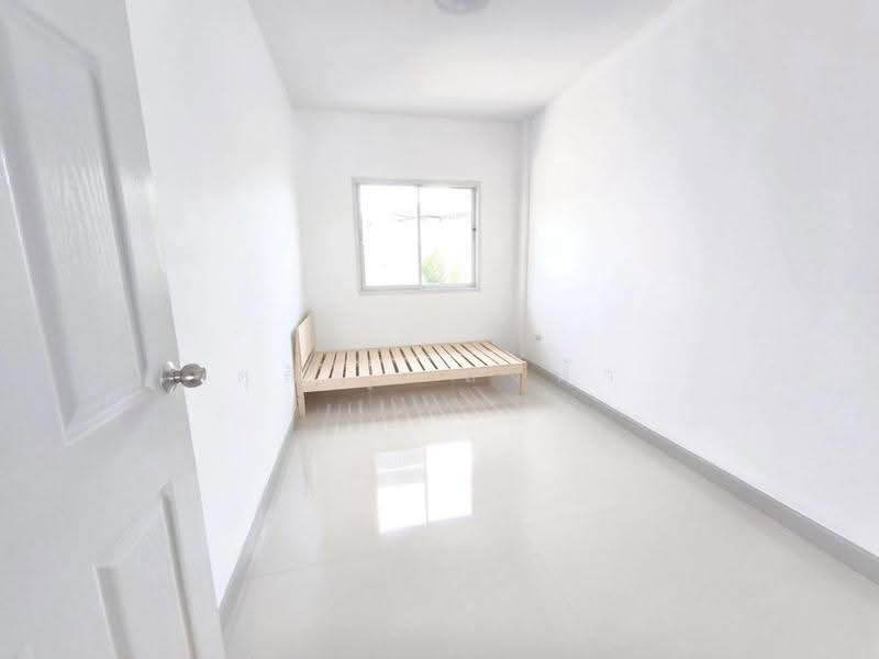 ให้เช่าทาวน์โฮม ม.พฤกษชาติ4 ซอยหมอย้อย ศรีราชา, Chon Buri (Pattaya), Surasak, Si Racha, Chon Buri (Pattaya), 3 Bedrooms, 85 sqm, Townhouse For Rent, by Dusit Saengfa, 500500699 - DDproperty.com