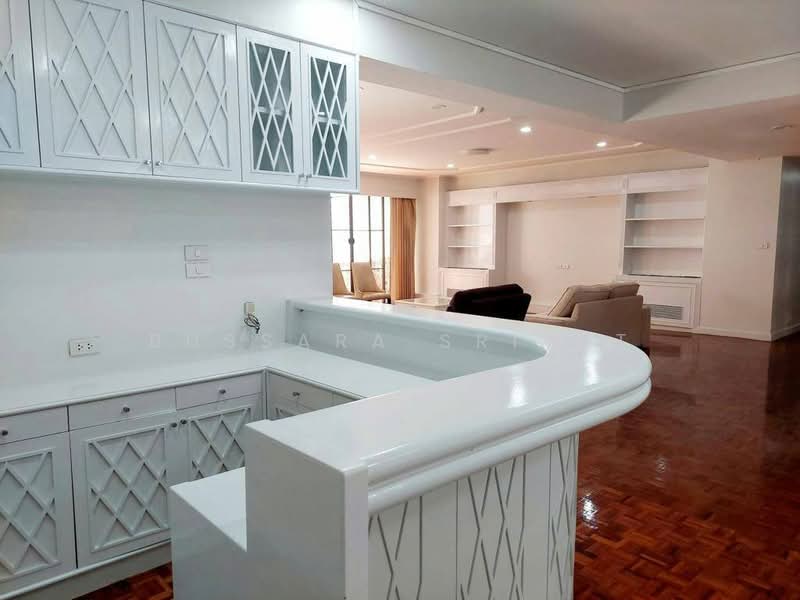 Regency Court condominium, Bangkok, 1 Khlong Toei District, Khlong Toei District, Bangkok, Khlong Toei, Bangkok, 4 Bedrooms, 360 sqm, Condo For Rent, by Bussara Sri-At, 500500761 - DDproperty.com
